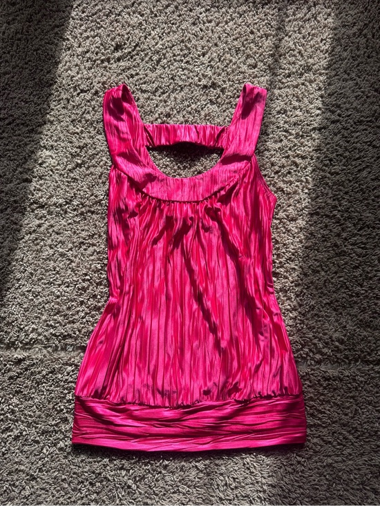 Byer California Tops - Byer California Fuchsia Pleated Tank Top